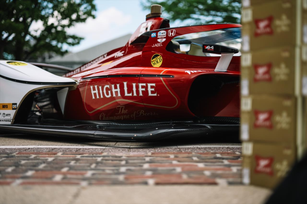 View Jacob Abel Unveils Miller High Life Livery for Indianapolis 500 - Thursday, May 8, 2025 Photos